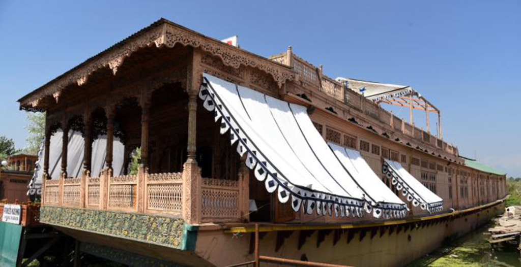 Шринагар: Prince of Kashmir Houseboat