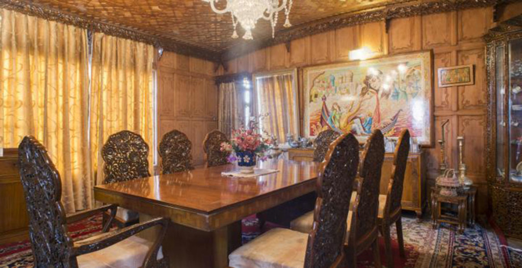 Шринагар: Prince of Kashmir Houseboat