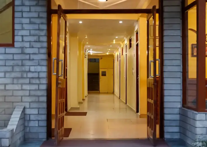 Манали: Hotel Neha Palace