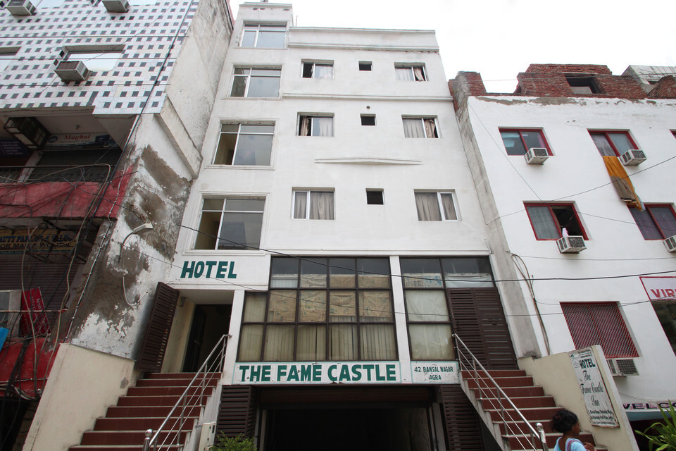 Агра: Fame Castle Inn