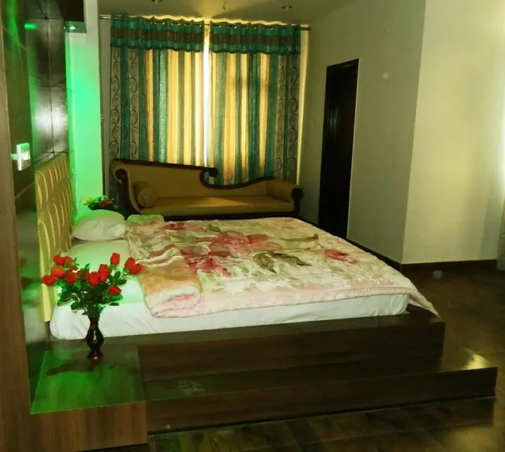 Катра: Hotel Durga Residency