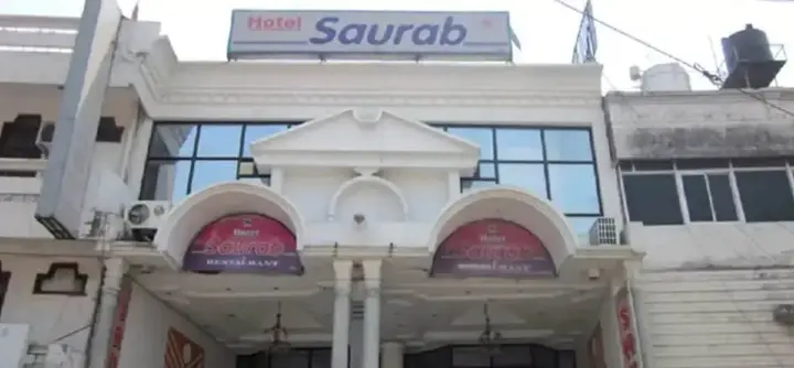 Дехрадун: Hotel Saurab
