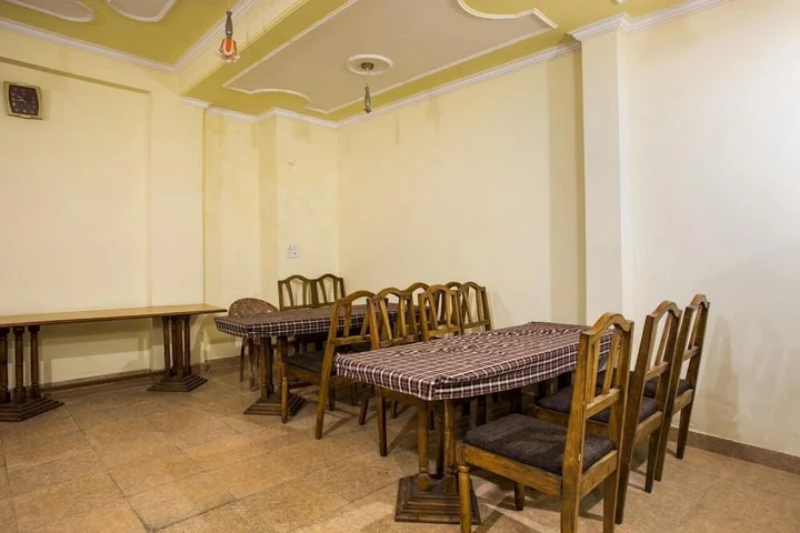 Катра: Hotel AJ International