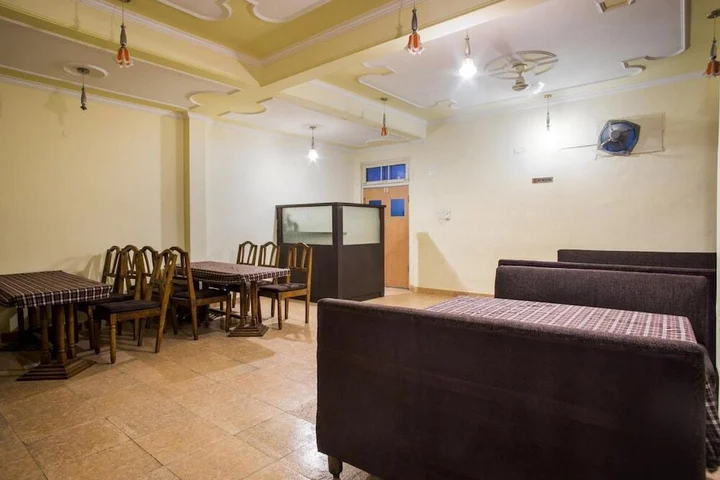 Катра: Hotel AJ International