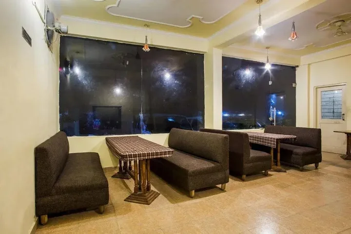 Катра: Hotel AJ International