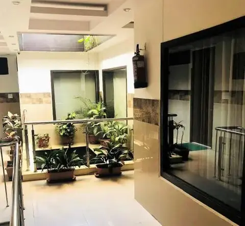 Катра: Hotel Kanchan