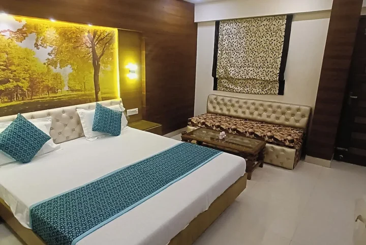 Агра: Hotel Jigyasa Palace By Mayda Hospitality Pvt. Ltd.