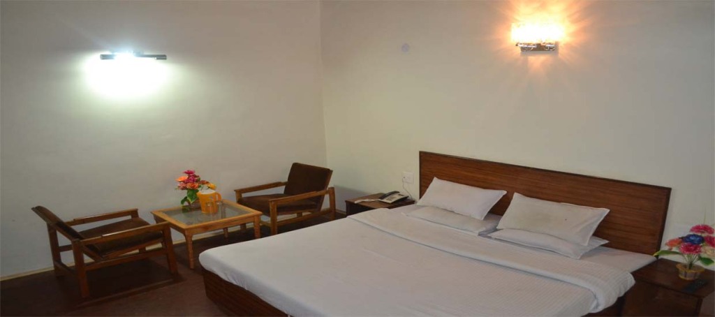 Манали: Janghu Hotel and Restaurant