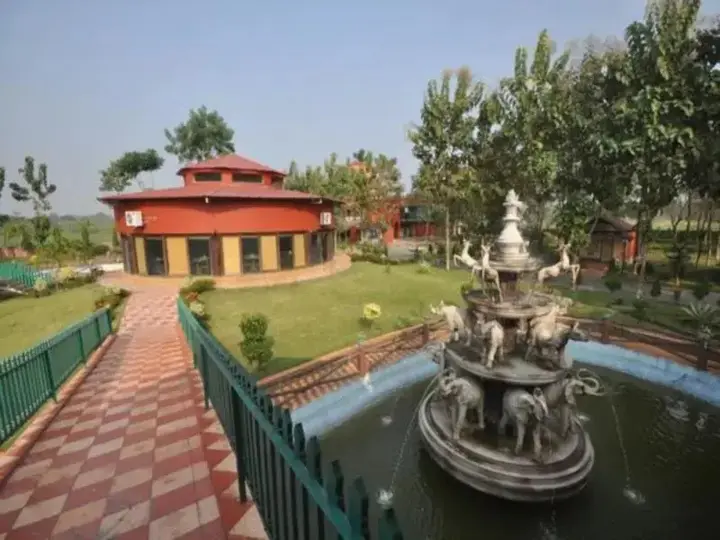 Фалаката: Sun City Resort Falakata