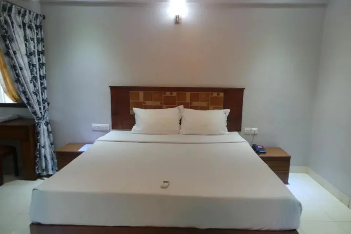 Кондотти: Hotel Span
