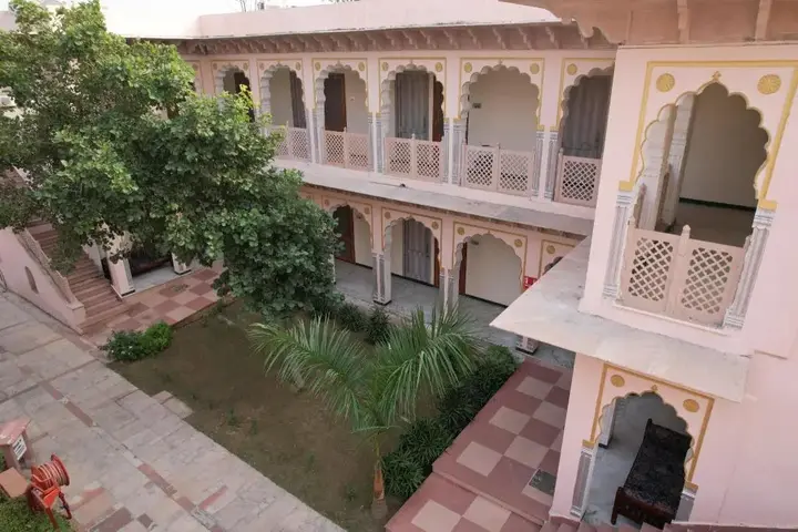 Фатехпур-Сикри: Club Mahindra Bharatpur