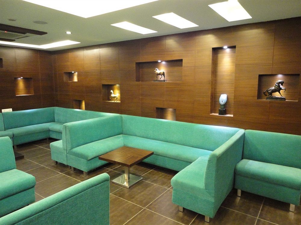 Гуруграм: Corporate Inn