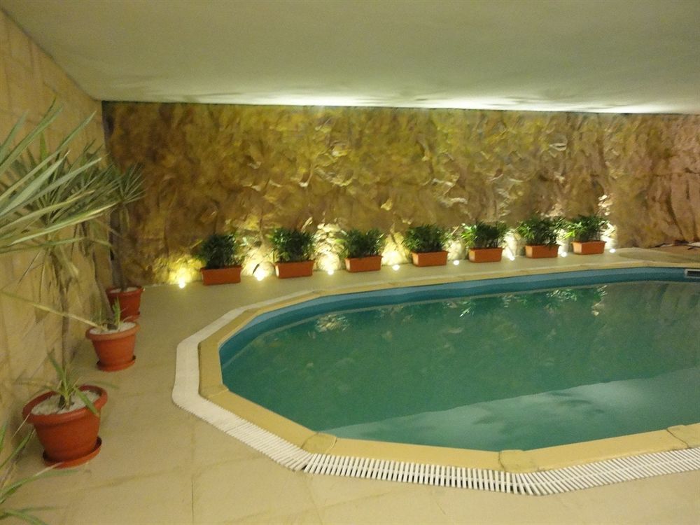 Гуруграм: Corporate Inn
