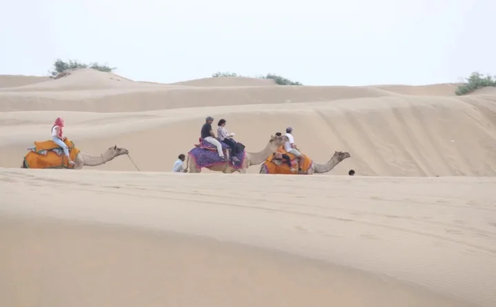 Khiyansaria: Royal Desert Safari Resort and Camp