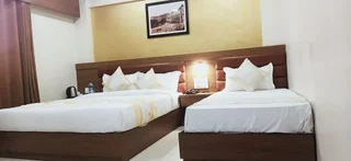 Мумбаи: Deluxe Inn