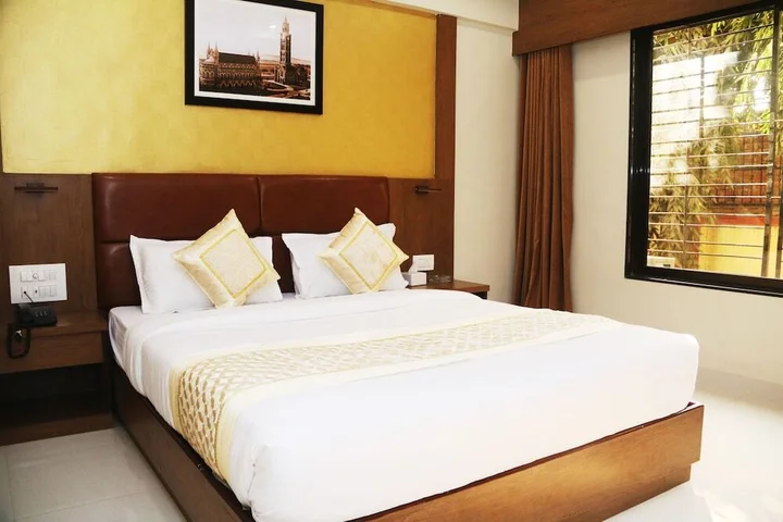 Мумбаи: Deluxe Inn