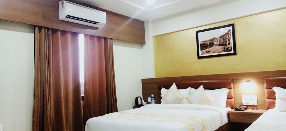 Мумбаи: Deluxe Inn