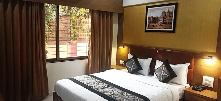 Мумбаи: Deluxe Inn