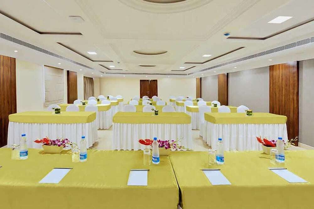 Бангалор: Manpho Bell Hotel & Convention Center