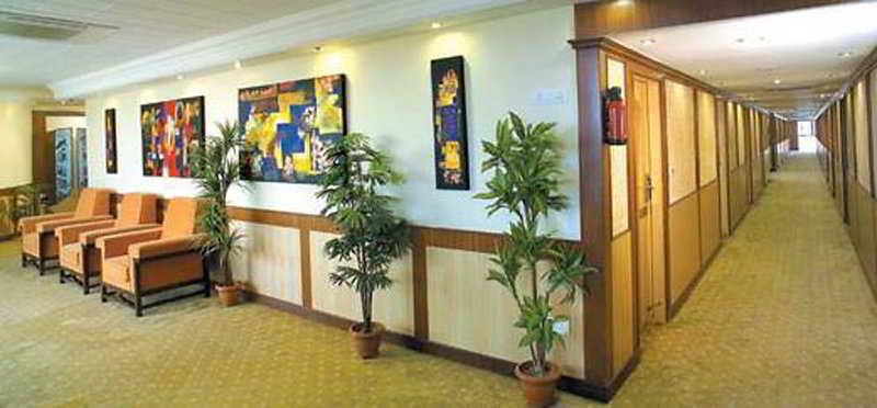 Бангалор: Manpho Bell Hotel & Convention Center