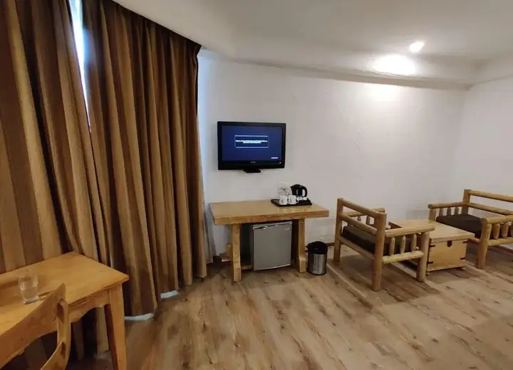 Бангалор: S Hotel