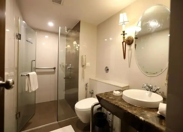 Бангалор: S Hotel