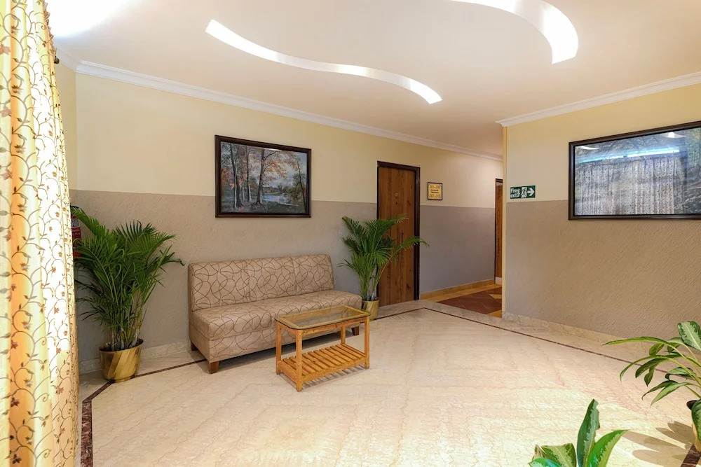 Бангалор: Cross Roads Inn