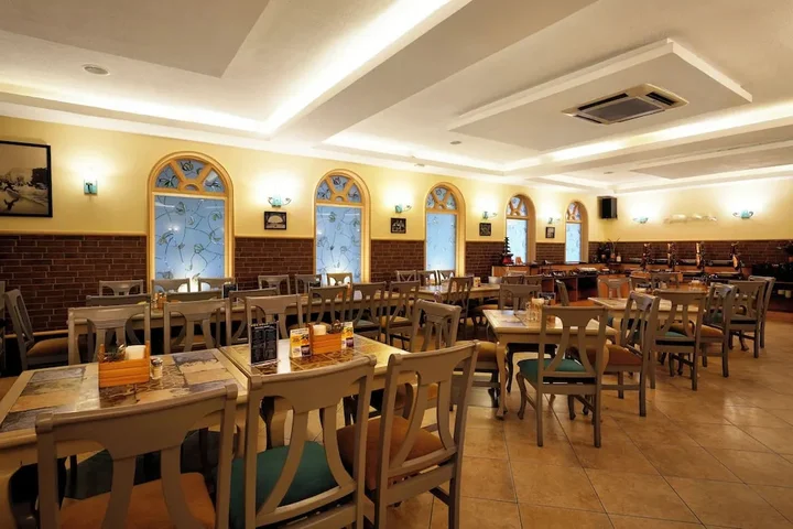 Бангалор: Cross Roads Inn