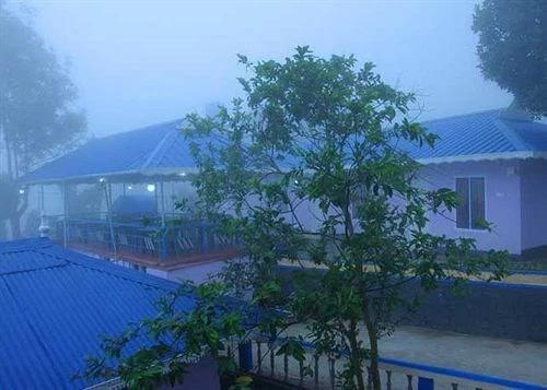 Муннар: Mist Land