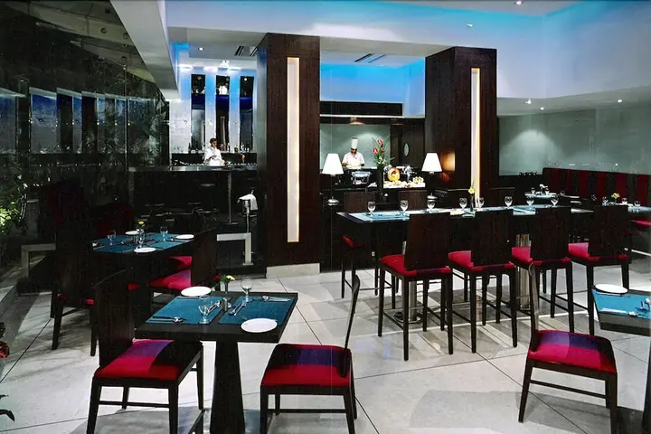 Пуна: Hotel Centurion Inn