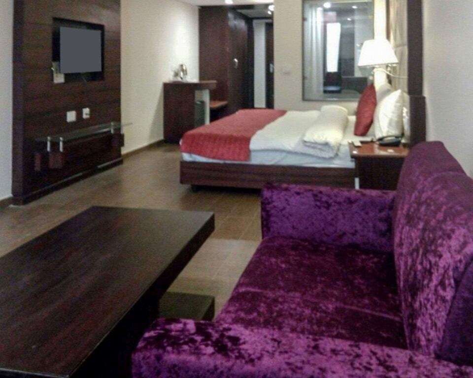 Чандигарх: Clarion Inn Sevilla