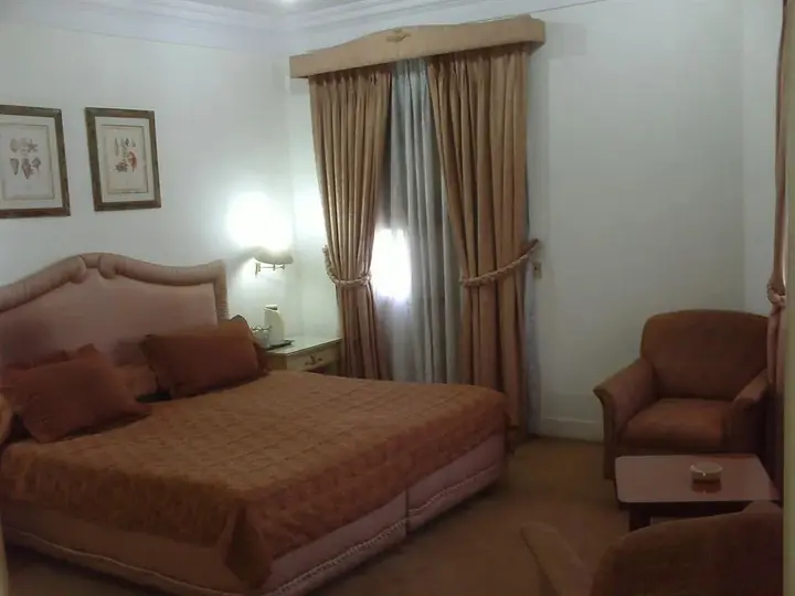 Мумбаи: Ritz