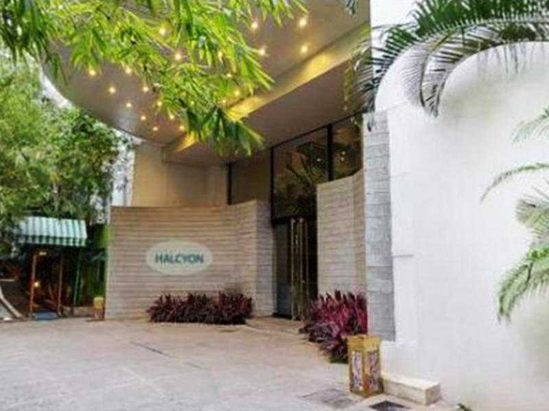 Бангалор: Halcyon Condominiums
