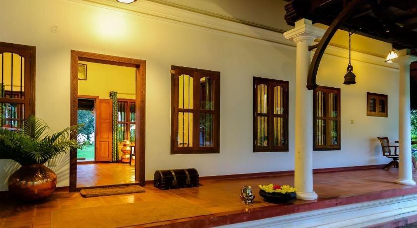 Мухамма: Kovilakam Lakeside Villa