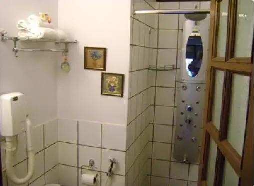 Нью-Дели: Hotel Deer Parkk