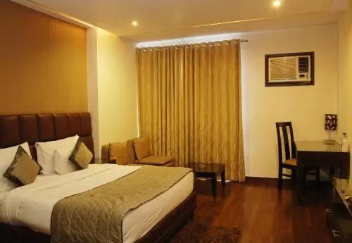 Нью-Дели: Hotel Deer Parkk