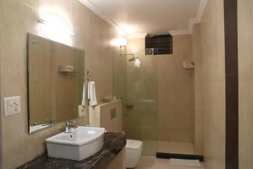Нью-Дели: Hotel Deer Parkk