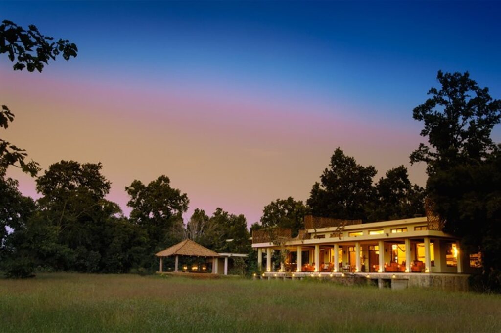 Панпата: Mahua Kothi, A Taj Safari - Bandhavgarh National Park