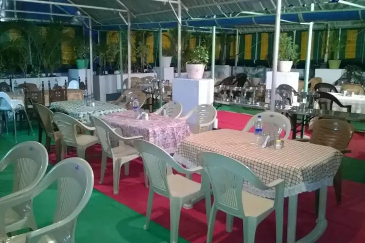Путтапартхи: Hotel Sai Brundavan