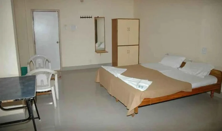 Путтапартхи: Hotel Sai Brundavan