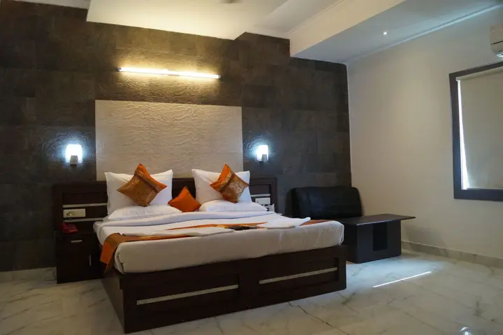 Агра: Hotel Tara Palace By Goyal Hotels
