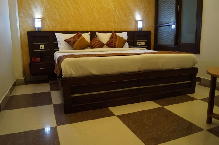 Агра: Hotel Tara Palace By Goyal Hotels