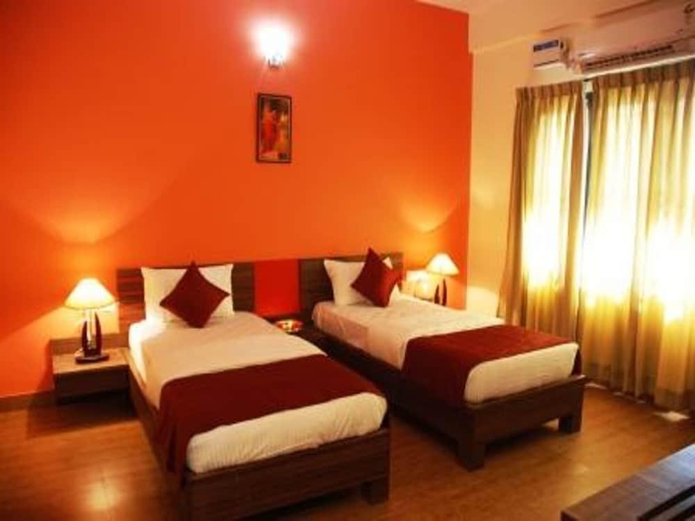 Бангалор: Arama Suites