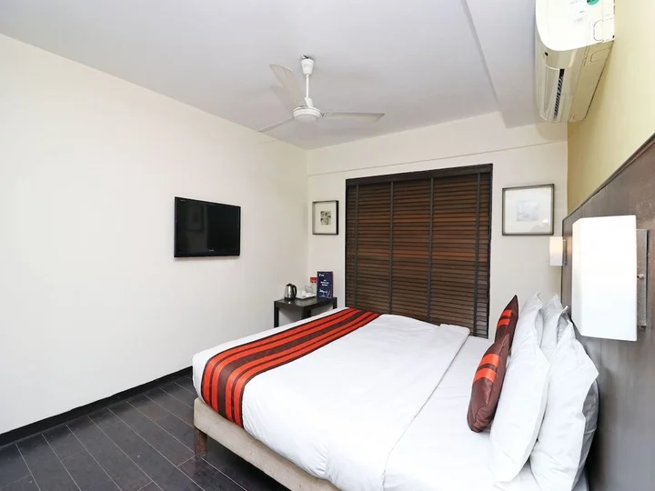 Колката: OYO 1187 Hotel Swiss Suites