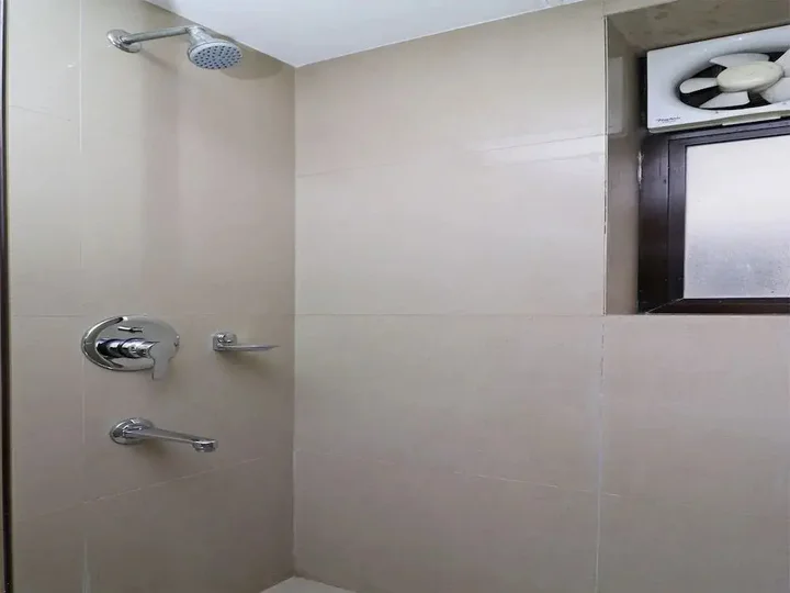 Колката: OYO 1187 Hotel Swiss Suites