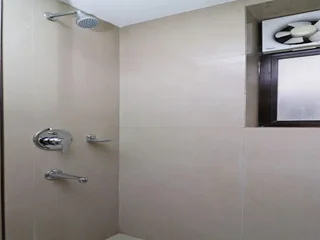 Колката: OYO 1187 Hotel Swiss Suites