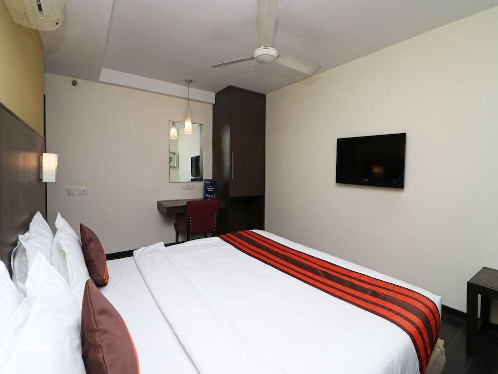 Колката: OYO 1187 Hotel Swiss Suites
