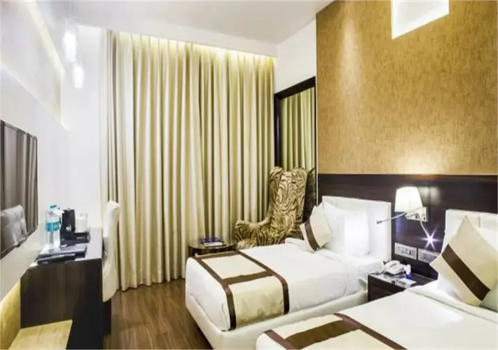 Дехрадун: Hotel Viceroy Inn