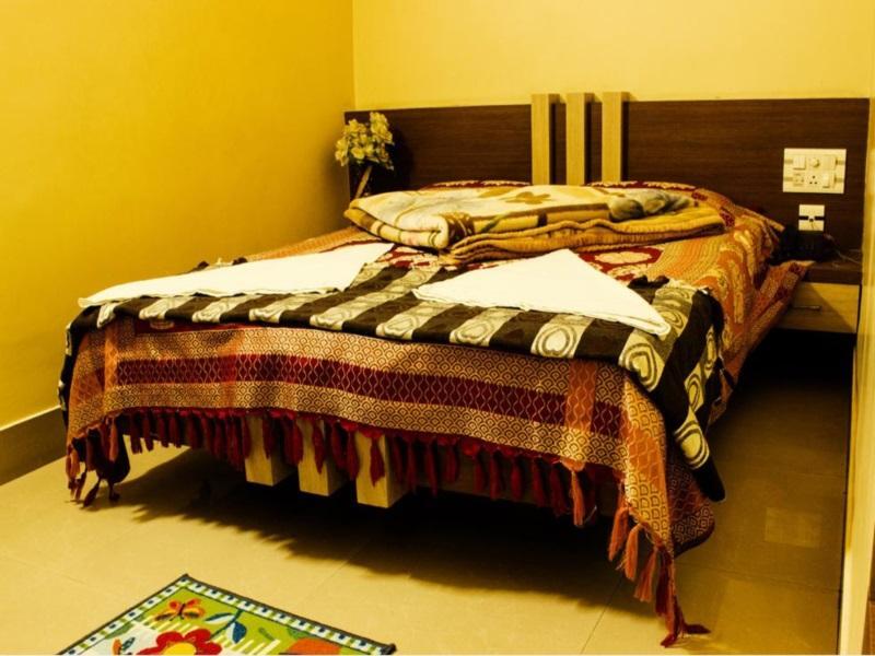 Колката: Atithi Inn
