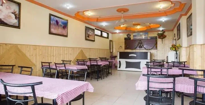 Дармсала: Vikrant Hotel & Restaurant